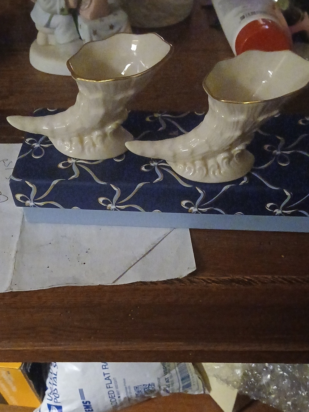 Lenox Cornucopia Textured China Miniature Horn of Plenty Gold Trim